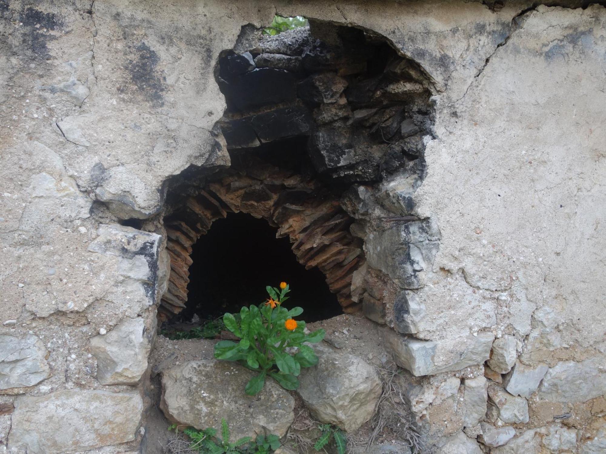 Guesthouse Near The Castle Of Himare Bagian luar foto